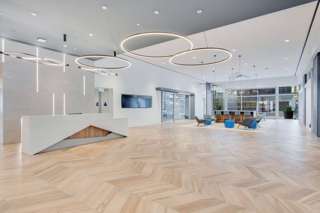resizedsc09653-lobby