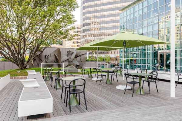 resized-ext00058-outdoor-space